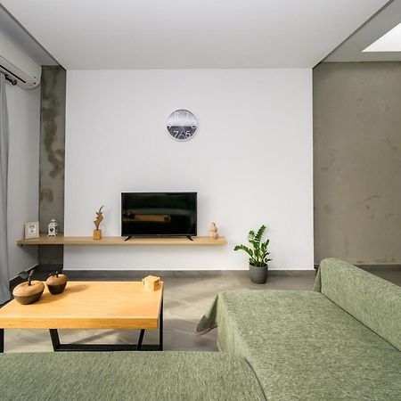 Modern Spacious Apartment Kissamos Exterior photo